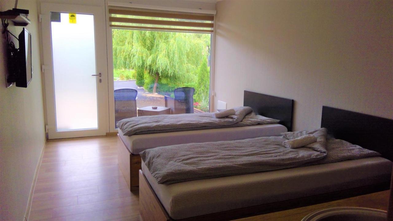 Bungalovi Kljuc Ngoại thất bức ảnh